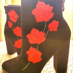 Rose embroidered boots
